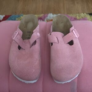 Pink suede Birkenstock bostons